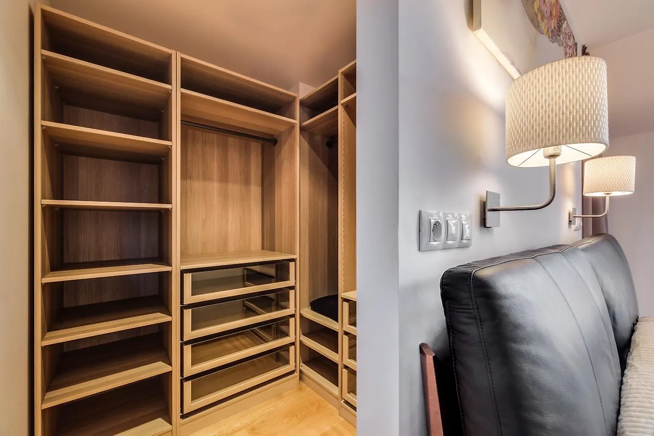 Amavi Mostecka Apartments